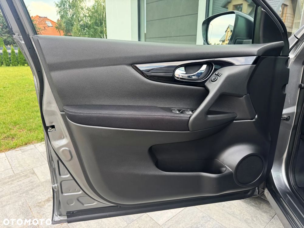 Nissan Qashqai 1.3 DIG-T N-Tec - 9