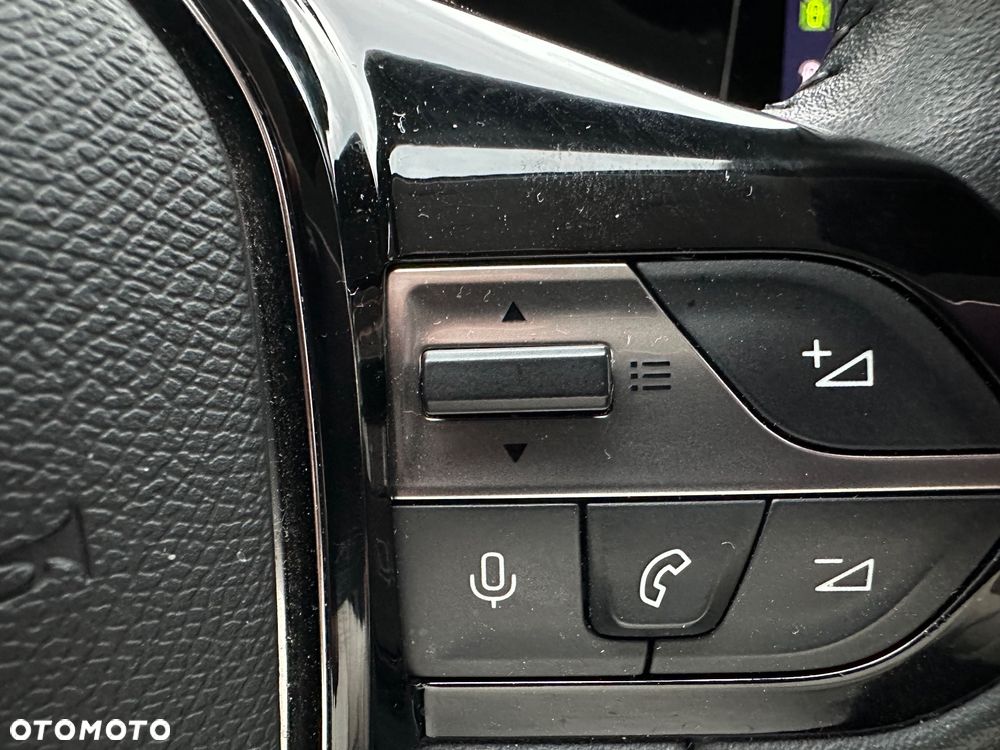 Peugeot 308 1.2 PureTech Allure Pack S&S EAT8 - 11