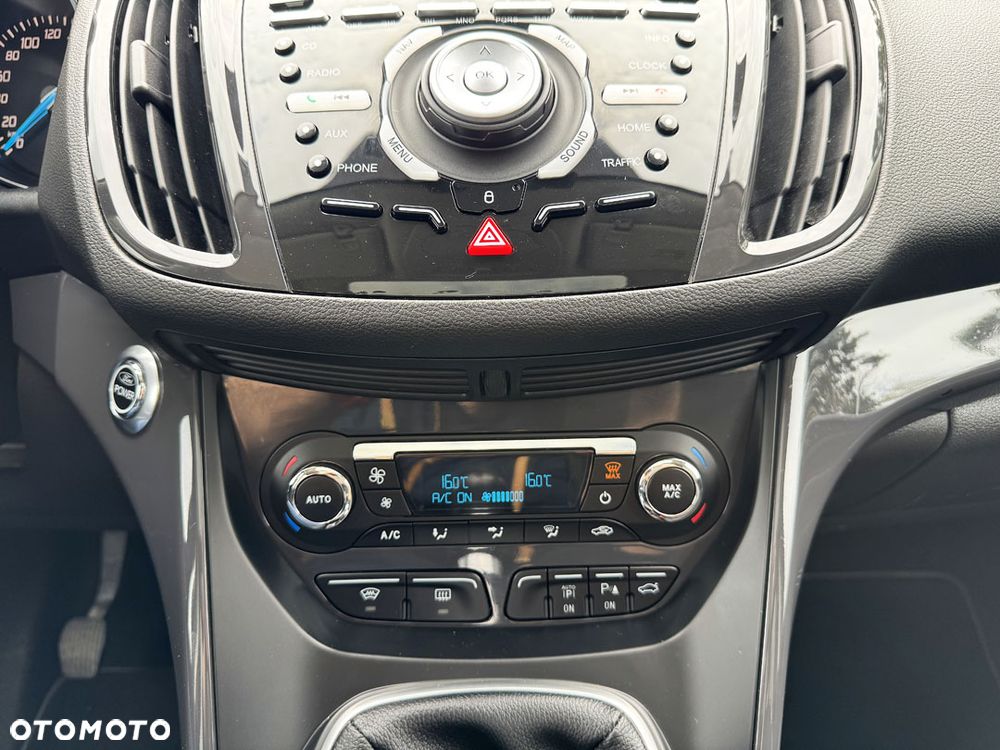 Ford Kuga 2.0 TDCi 4x4 Titanium - 26