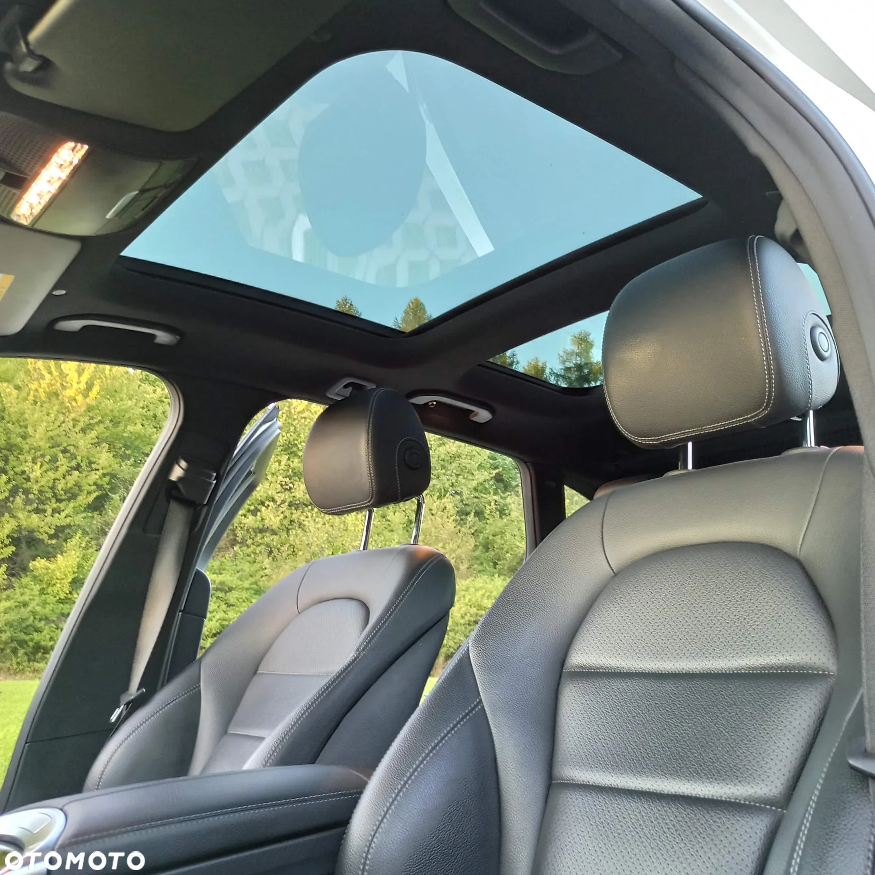 Mercedes-Benz Klasa C 220 d 4Matic T 9G-TRONIC AMG Line - 4