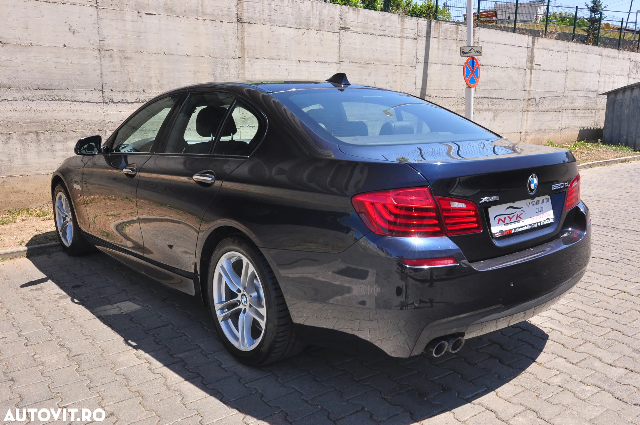 BMW Seria 5 520d xDrive AT - 3