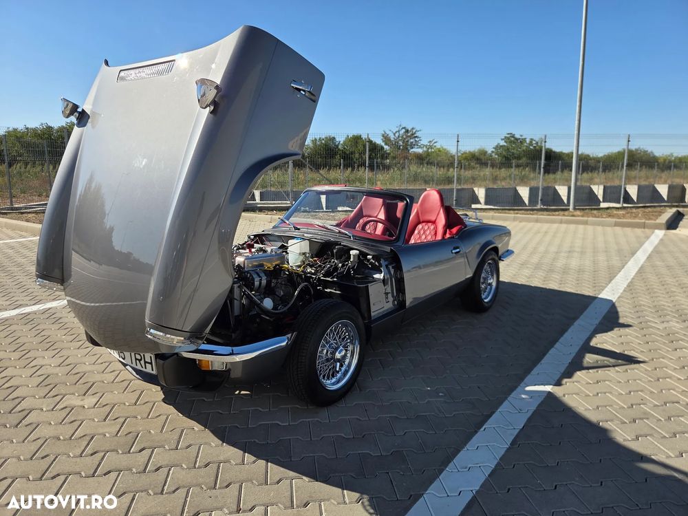 Triumph Spitfire - 33