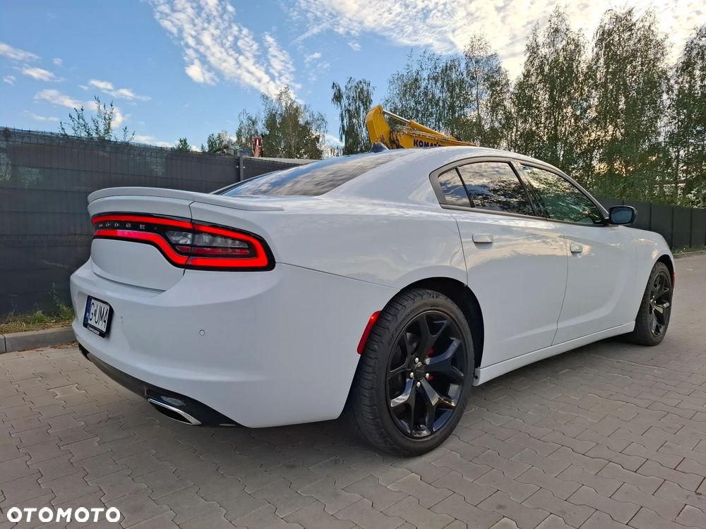 Dodge Charger 3.6 GT - 4