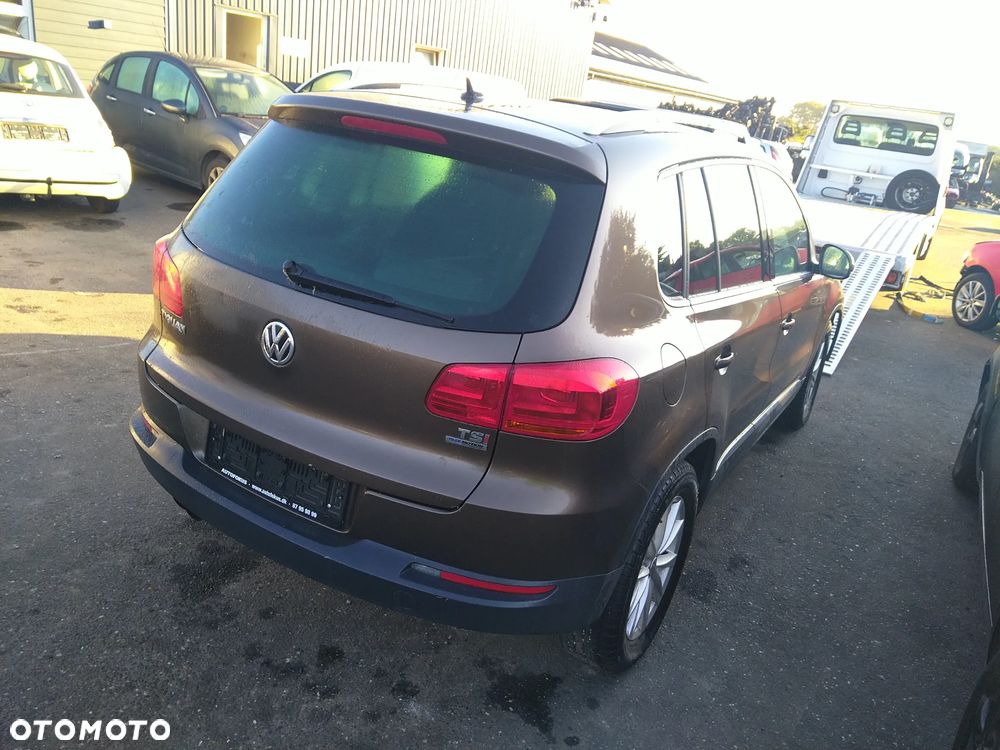 Volkswagen Tiguan - 5