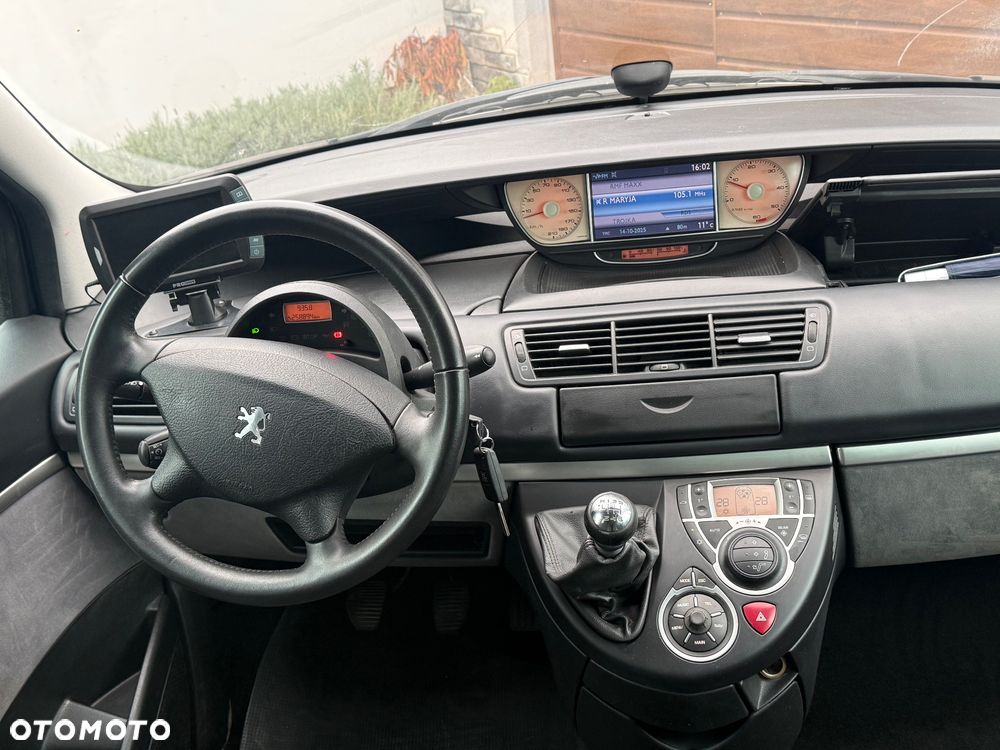 Peugeot 807 2.0 HDi Premium - 6