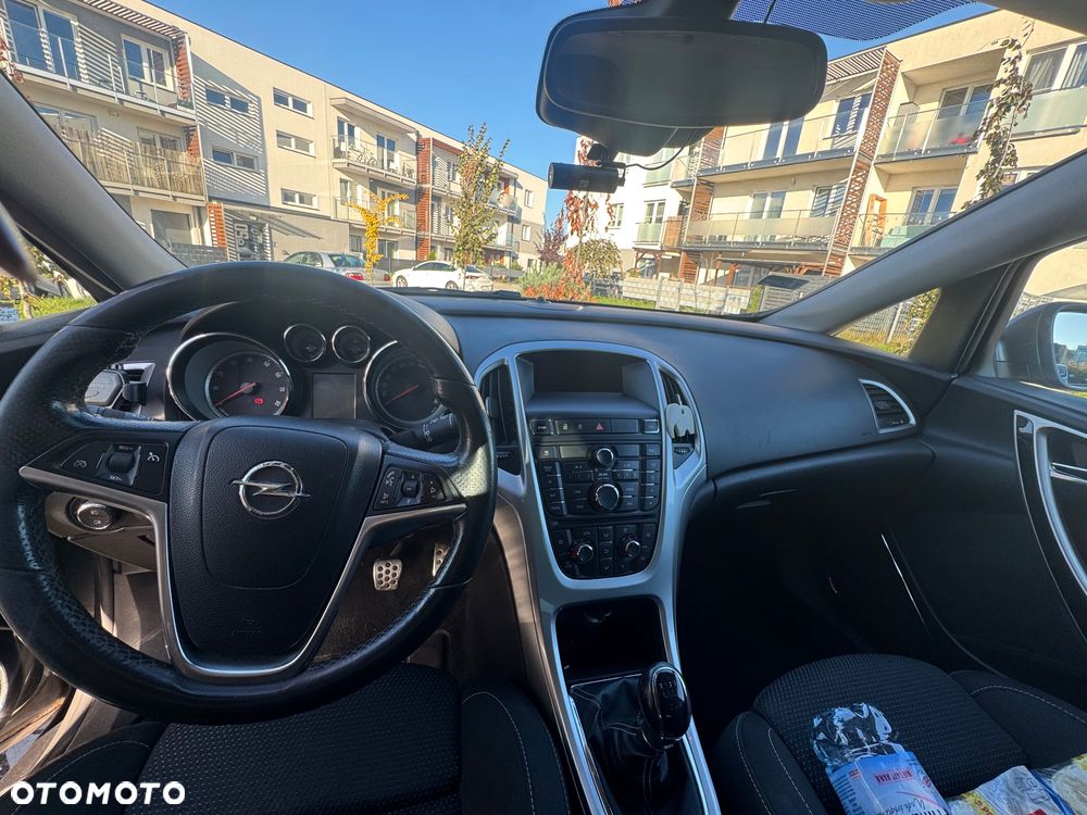 Opel Astra 1.4 Turbo Edition Sport - 3