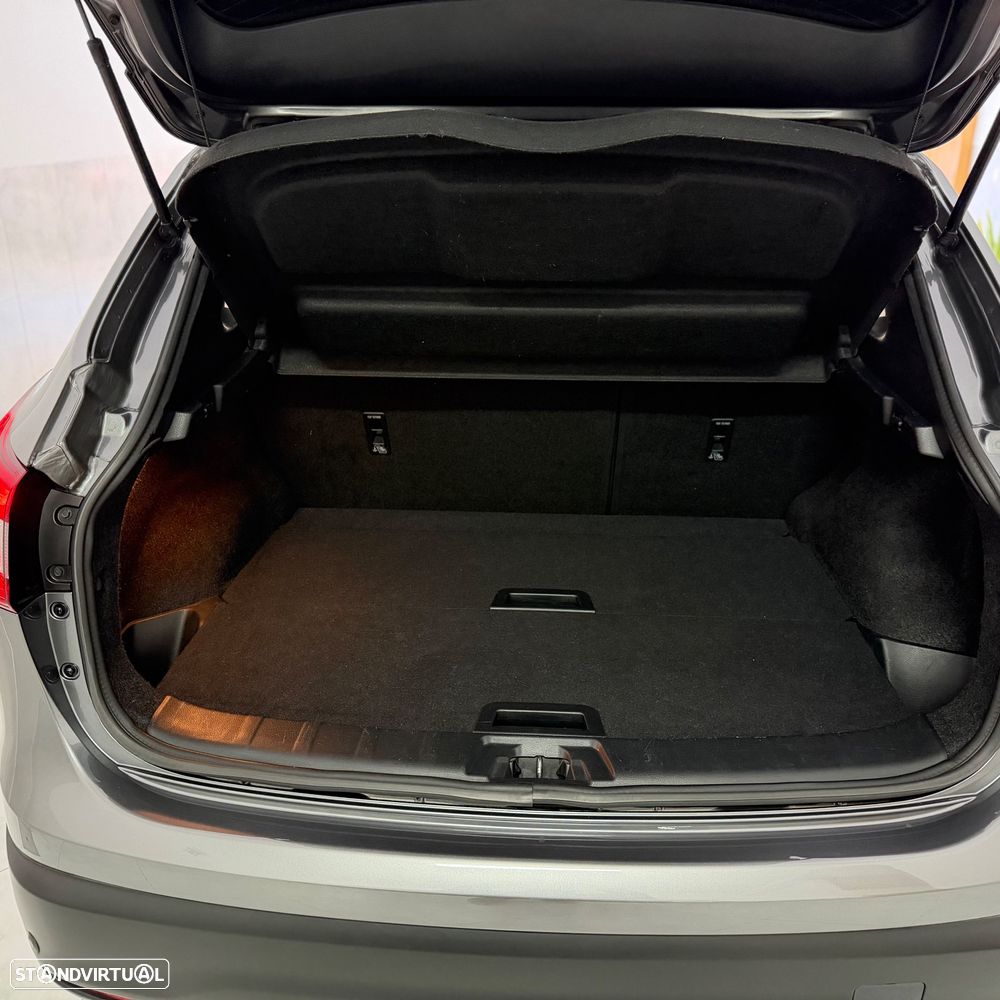 Nissan Qashqai 1.6 dCi ALL-MODE 4x4i N-Connecta - 32