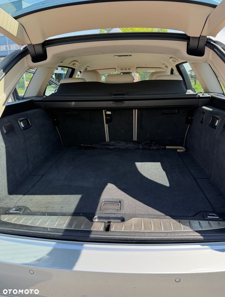 BMW Seria 5 528i xDrive Sport-Aut Luxury Line - 18
