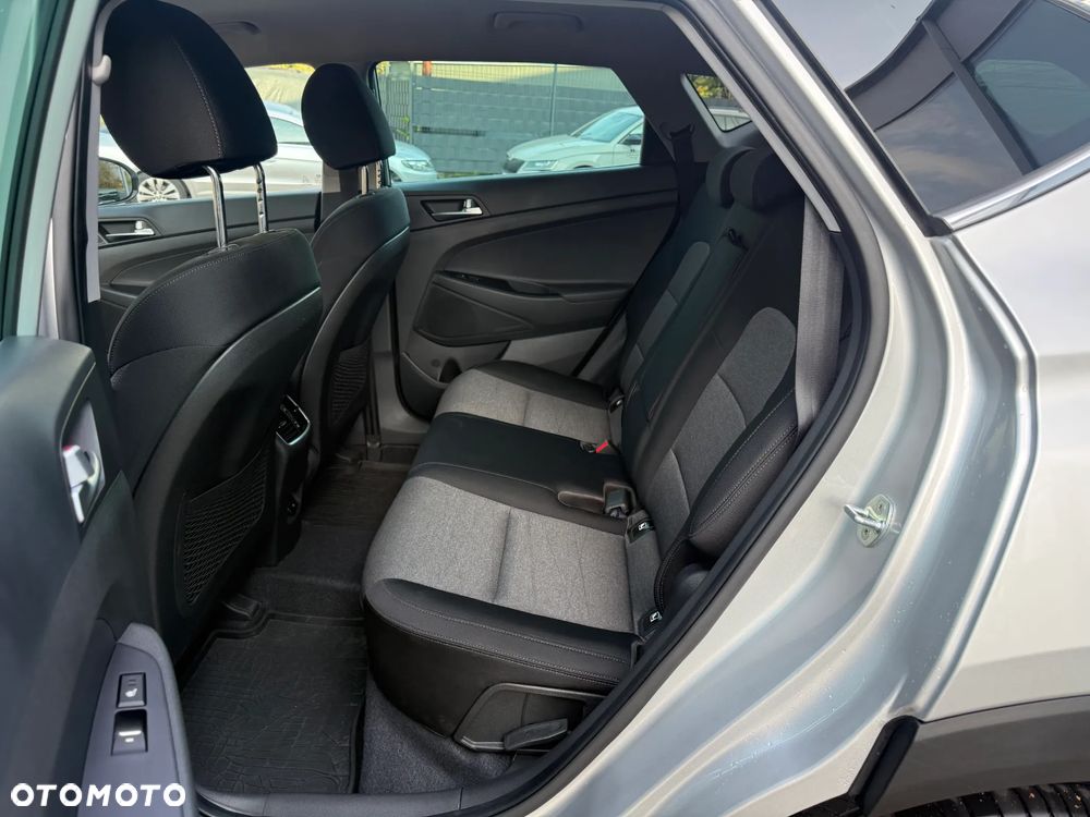 Hyundai Tucson blue 1.6 CRDi 2WD Style - 11