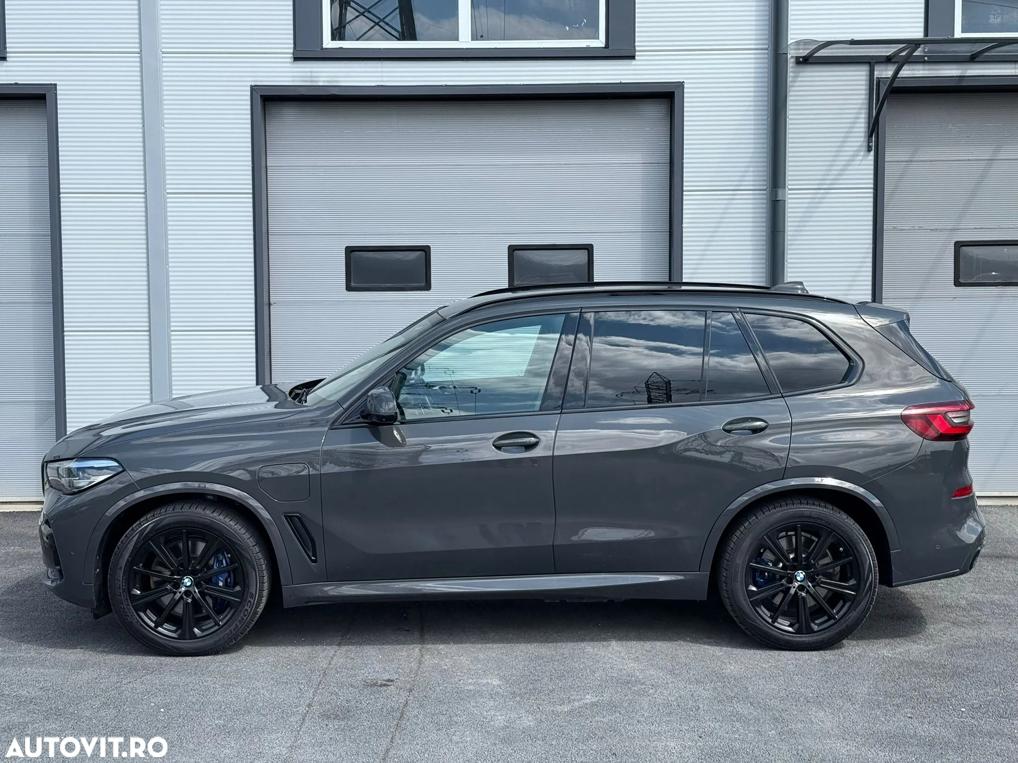 BMW X5 xDrive45e AT PHEV - 4