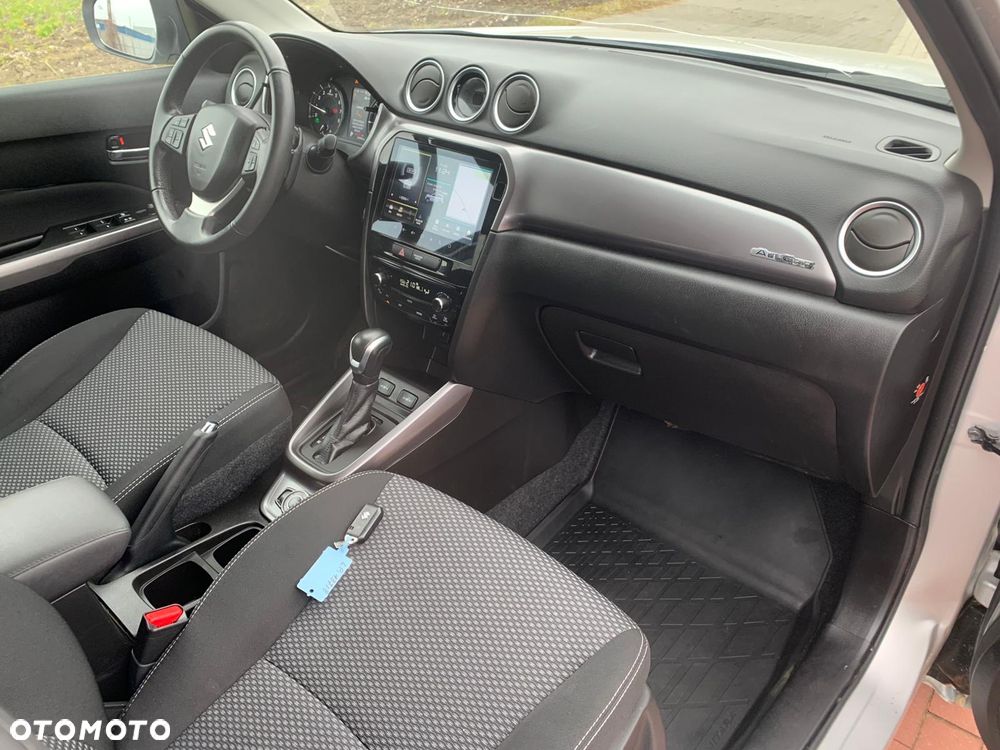Suzuki Vitara 1.5 Dualjet Hybrid Allgrip AGS Comfort - 32