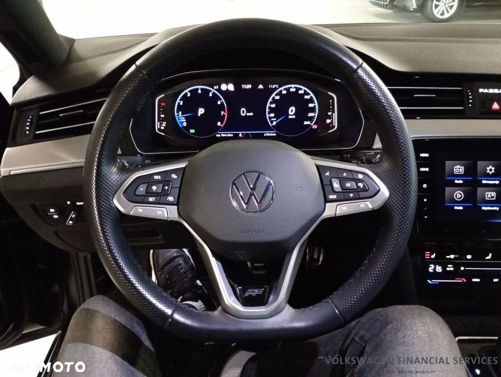 Volkswagen Passat 2.0 TSI Elegance DSG - 12