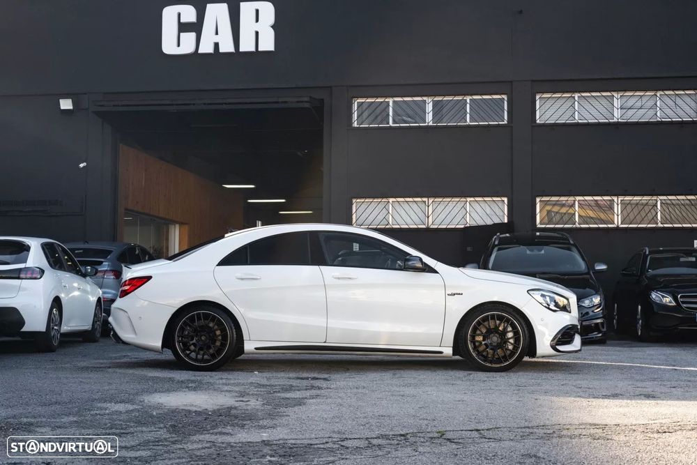 Mercedes-Benz CLA 45 AMG 4-Matic - 5