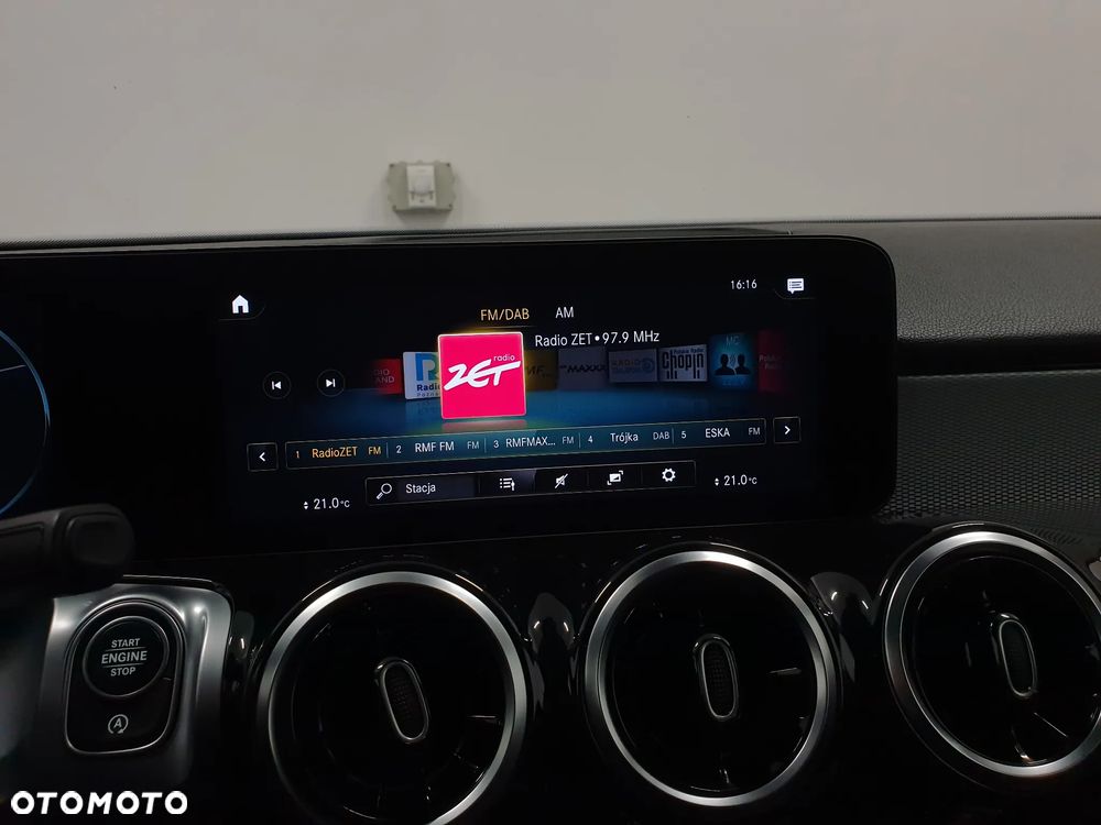 Mercedes-Benz GLB 200 d 4-Matic AMG Line 8G-DCT - 15