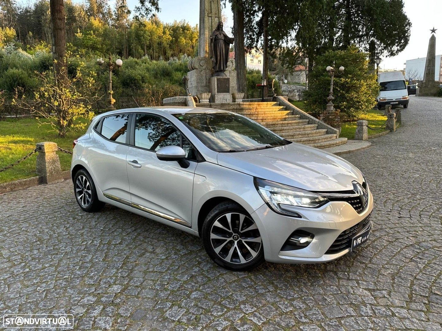 Renault Clio 1.0 TCe Intens Bi-Fuel - 25
