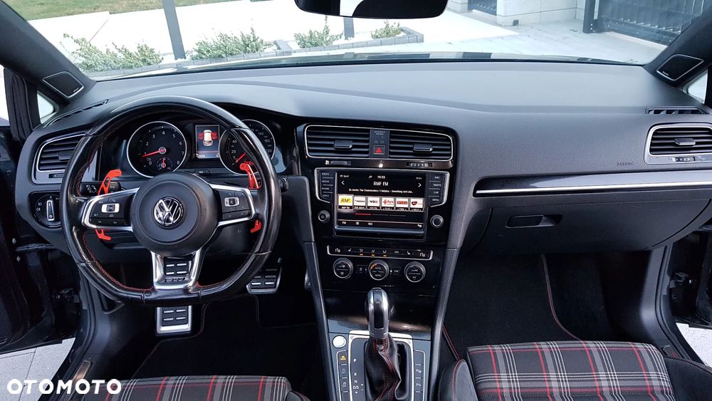 Volkswagen Golf 2.0 TSI BMT GTI Performance DSG - 35