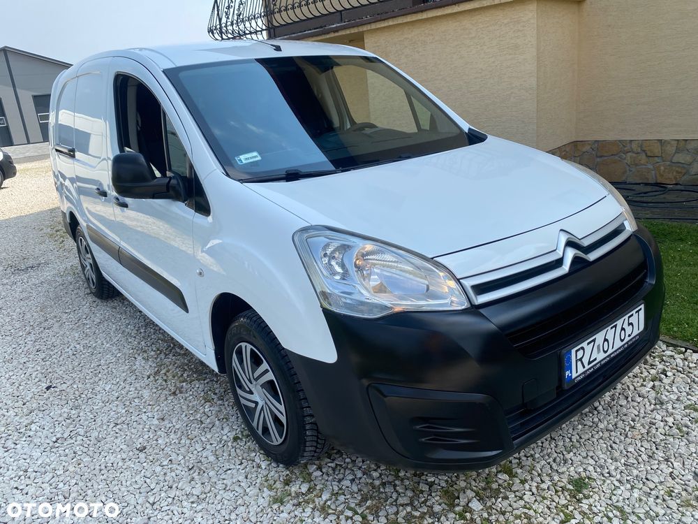 Citroën BERLINGO 1.6 HDI, MAX długi, 3-osobowy, klimatyzacja, zakupiony w salonie w Rzeszowie Bezwypadkowy serwisowany - 33