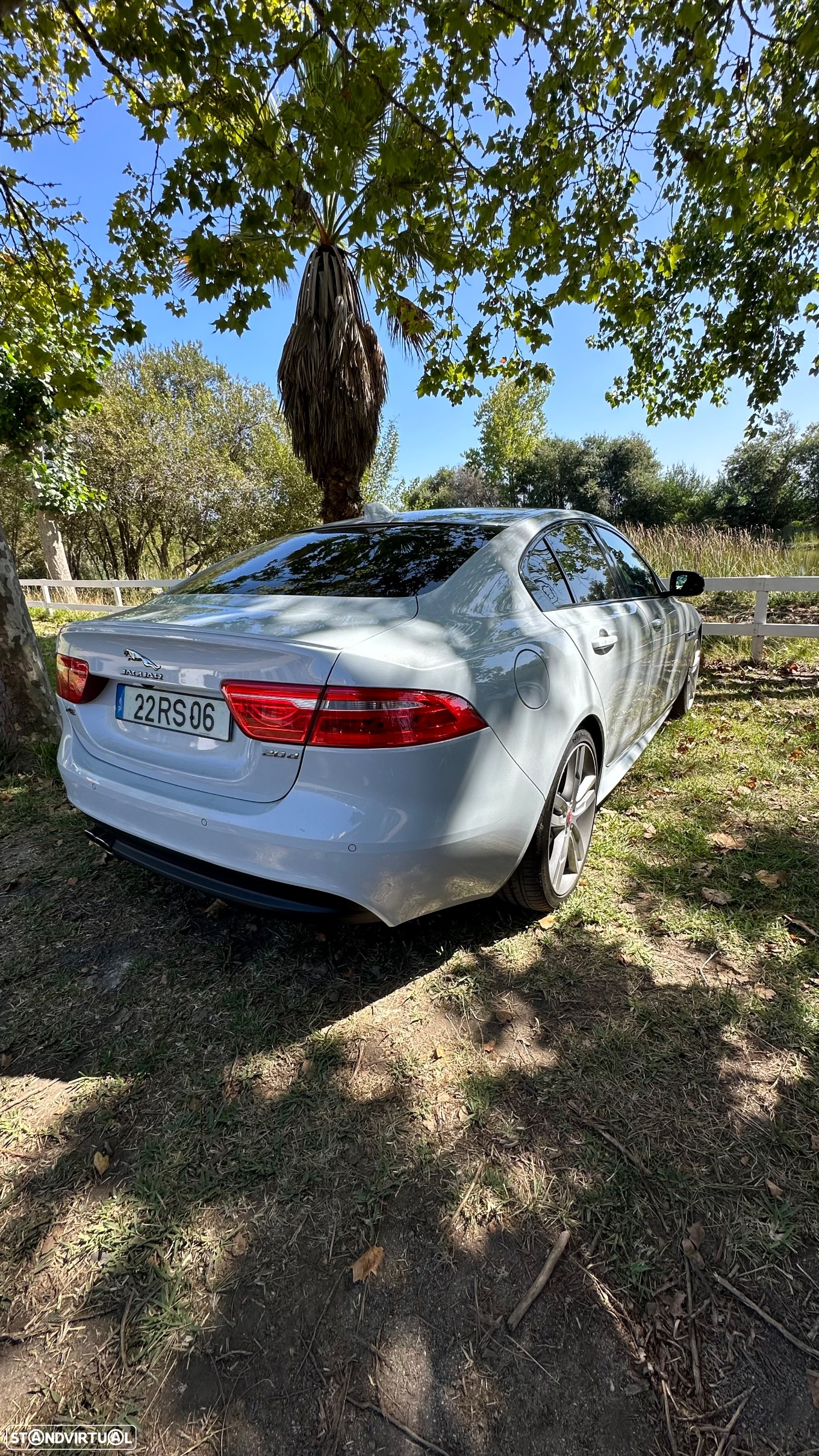 Jaguar XE 2.0 D R-Sport AWD Aut. - 3
