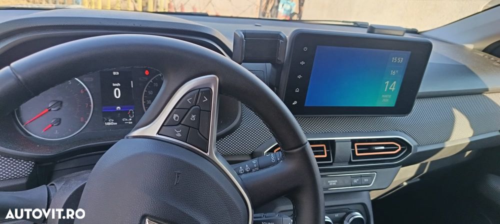 Dacia Sandero Stepway TCe 90 MT6 Comfort - 3