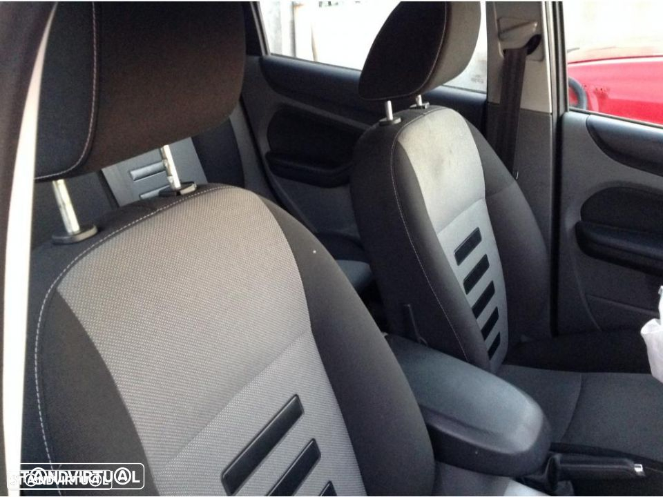 Ford Focus Sw 2010 para peças - 4