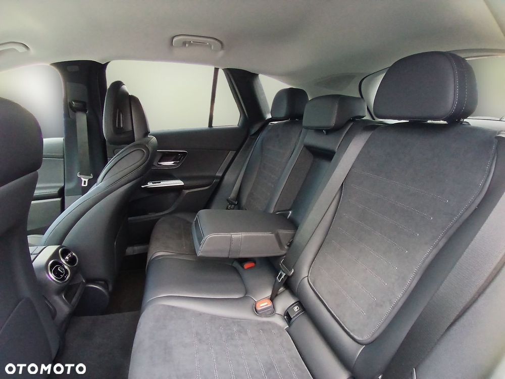 Mercedes-Benz GLC 200 d mHEV 4-Matic AMG Line - 9