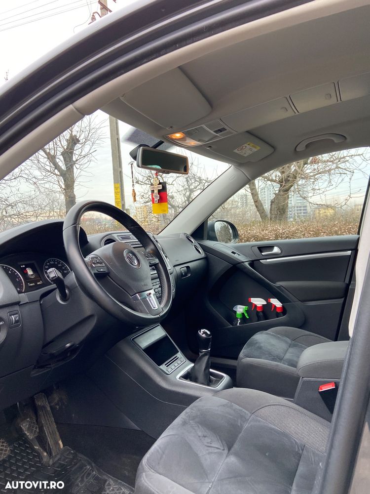 Volkswagen Tiguan 2.0 TDI BMT Trend & Fun - 9