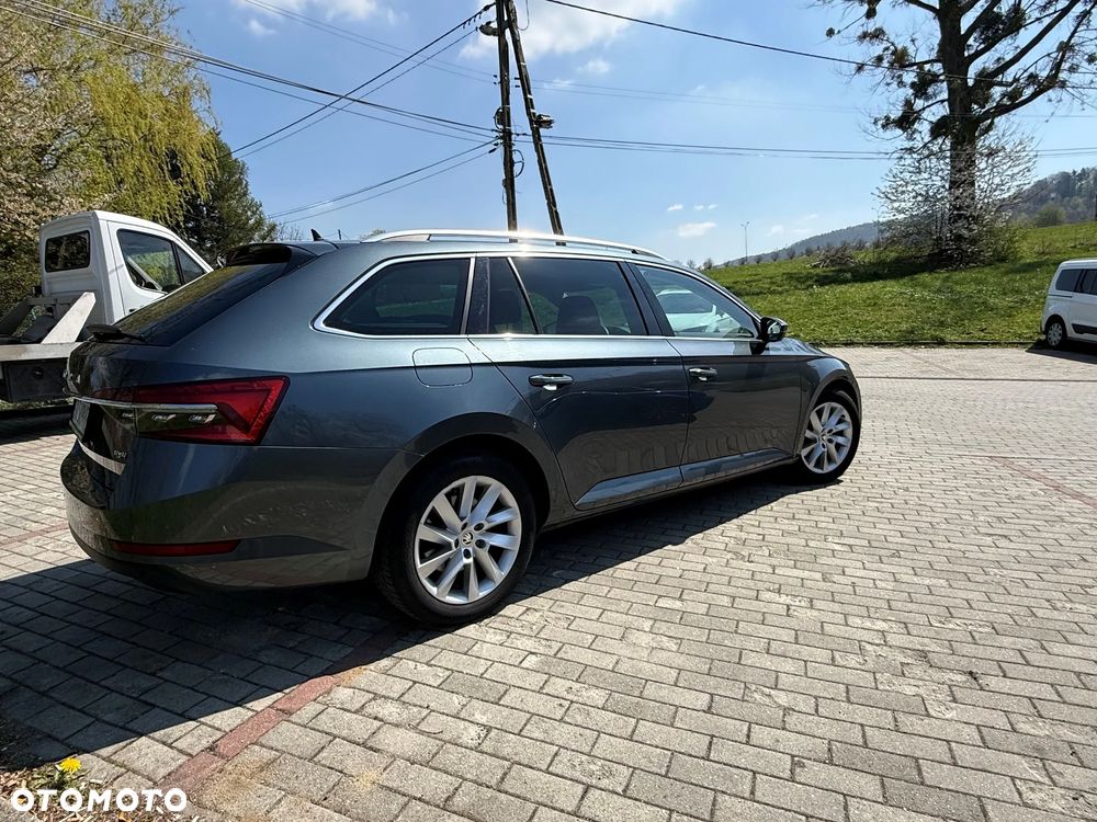 Skoda Superb 2.0 TDI SCR 4x4 Style DSG - 4