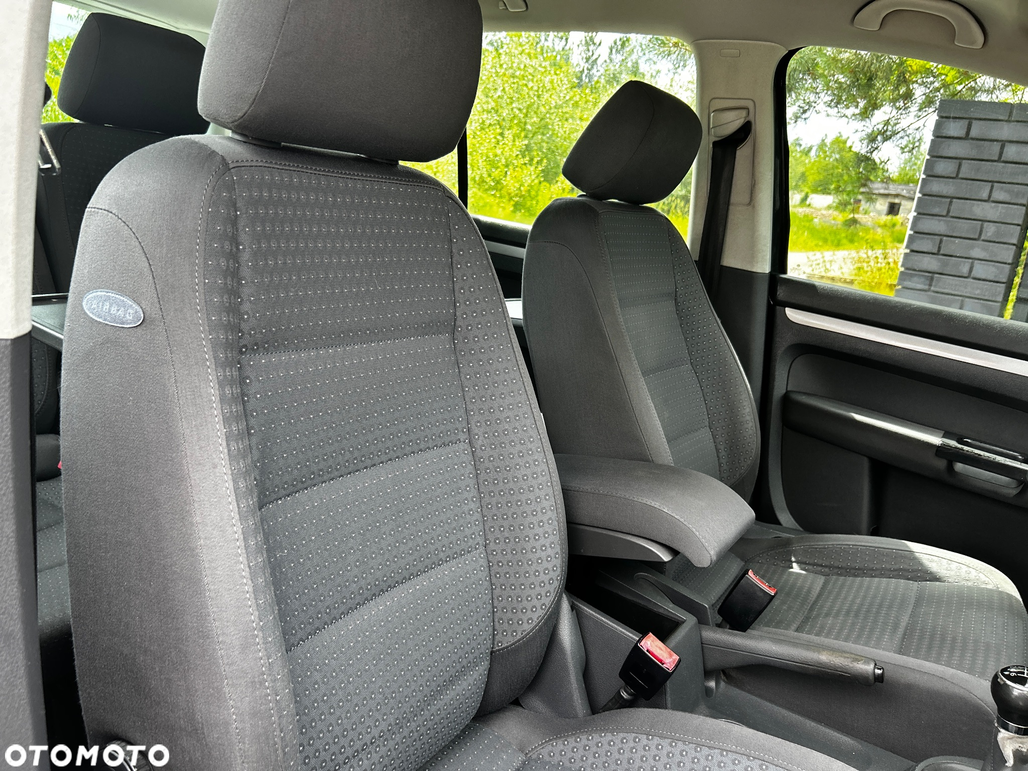 Volkswagen Touran 1.6 FSI Trendline - 18