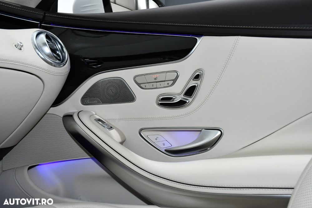 Mercedes-Benz S 500 4MATIC Coupe Aut - 31