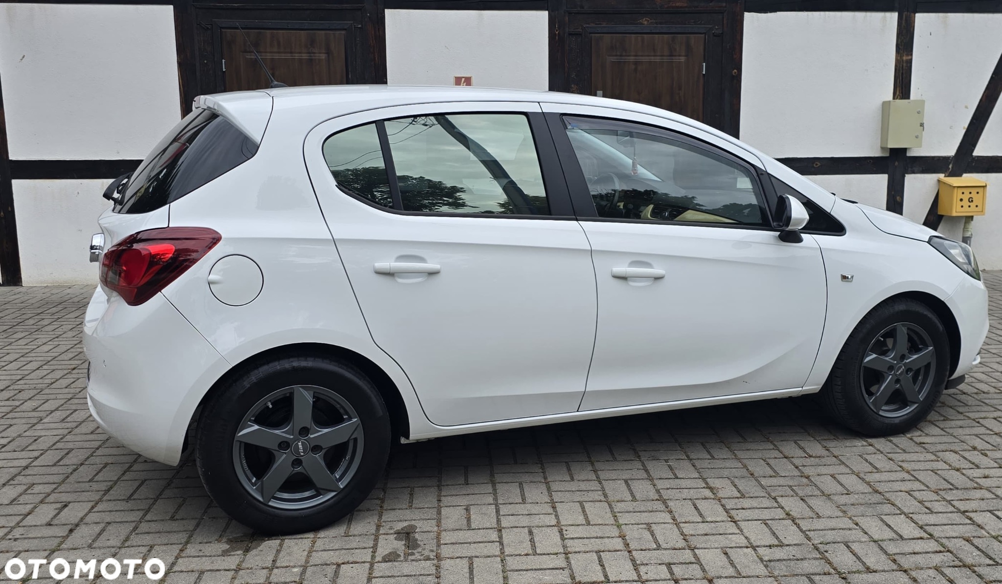 Opel Corsa 1.2 16V Enjoy - 7