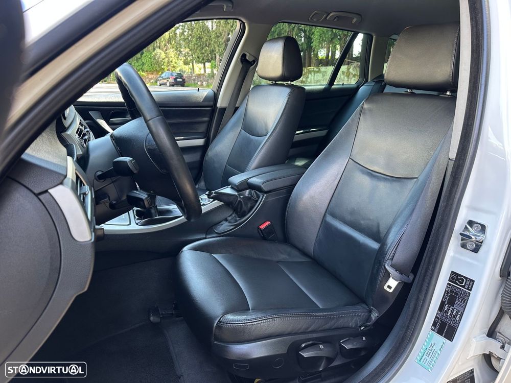 BMW 320 d Sport - 6