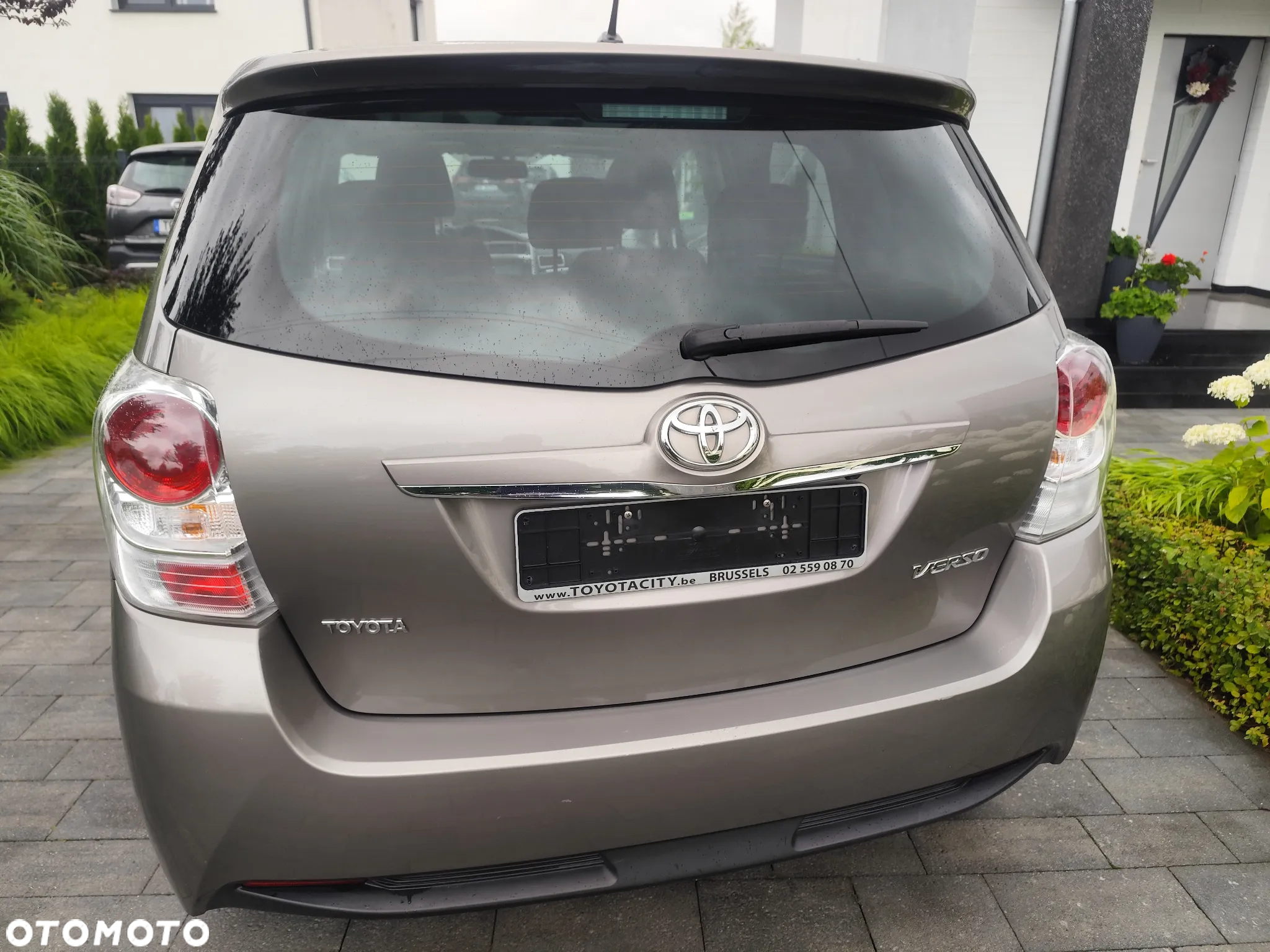 Toyota Verso - 7