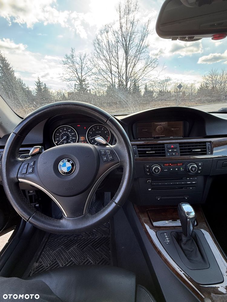 BMW Seria 3 335i - 7