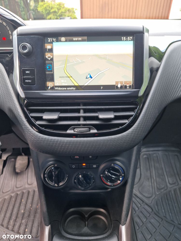 Peugeot 2008 1.6 BlueHDi Active - 21