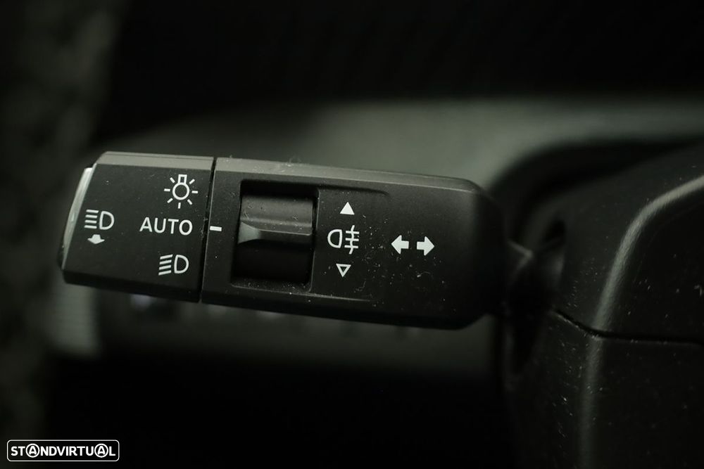 Citroën e-C3 44 kWh Autonomia Conforto Max - 18