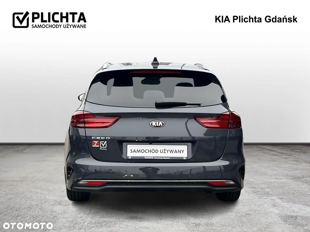 Kia Ceed - 4
