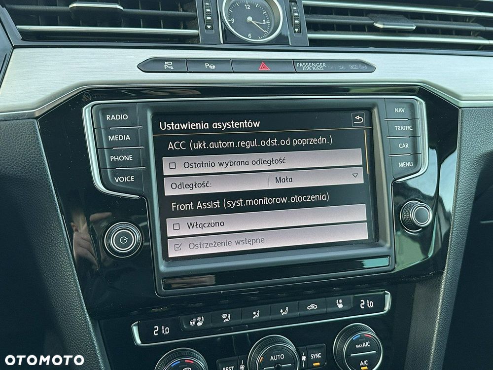 Volkswagen Passat Variant 2.0 TDI Bi-Turbo BMT 4Mot Highline DSG - 32