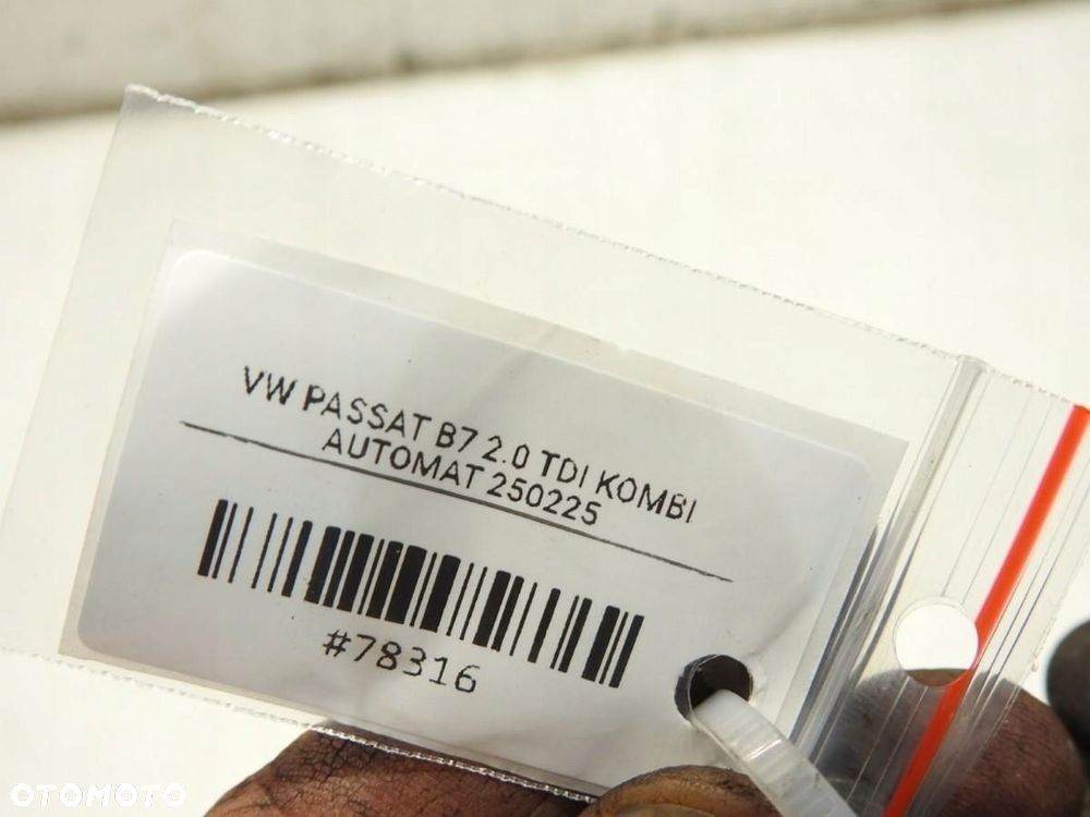 PRZEPUSTNICA VW PASSAT B7 2.0 TDI 03L128063R A2C31762900 - 4