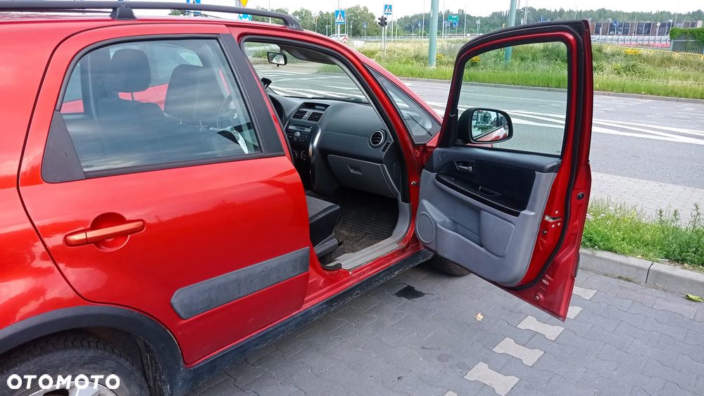 Suzuki SX4 1.6 GLX / Comfort - 11