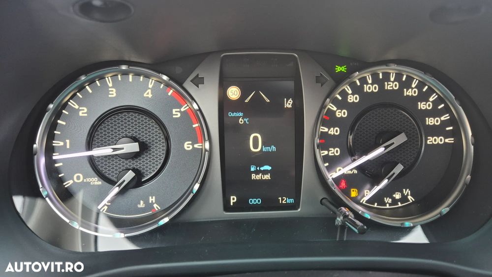 Toyota Hilux 2.8D 204CP 4x4 Double Cab AT Executive - 14