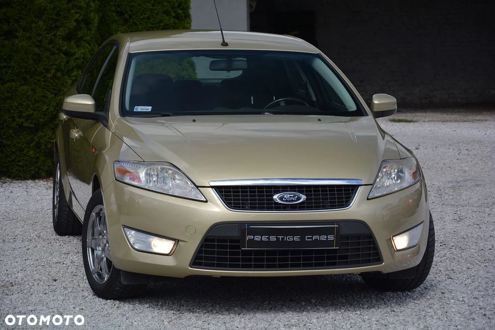 Ford Mondeo 2.0 Viva Trend - 1