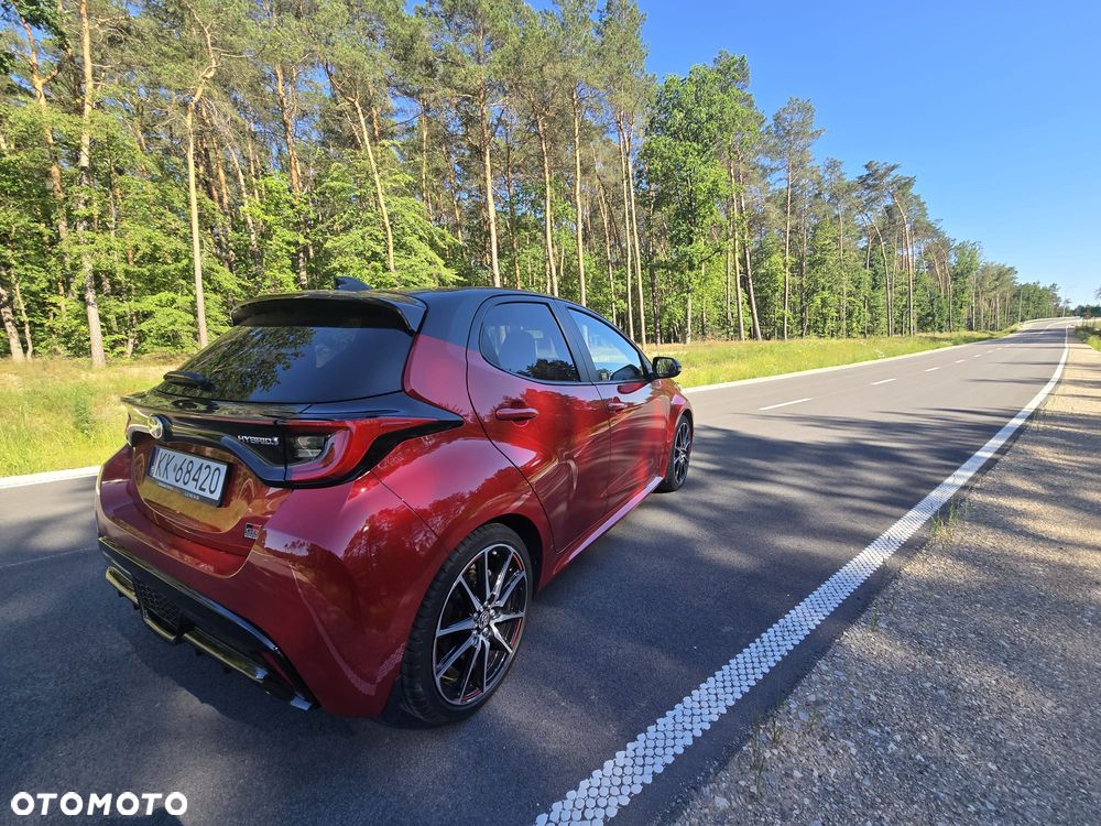 Toyota Yaris Hybrid 1.5 GR Sport - 5