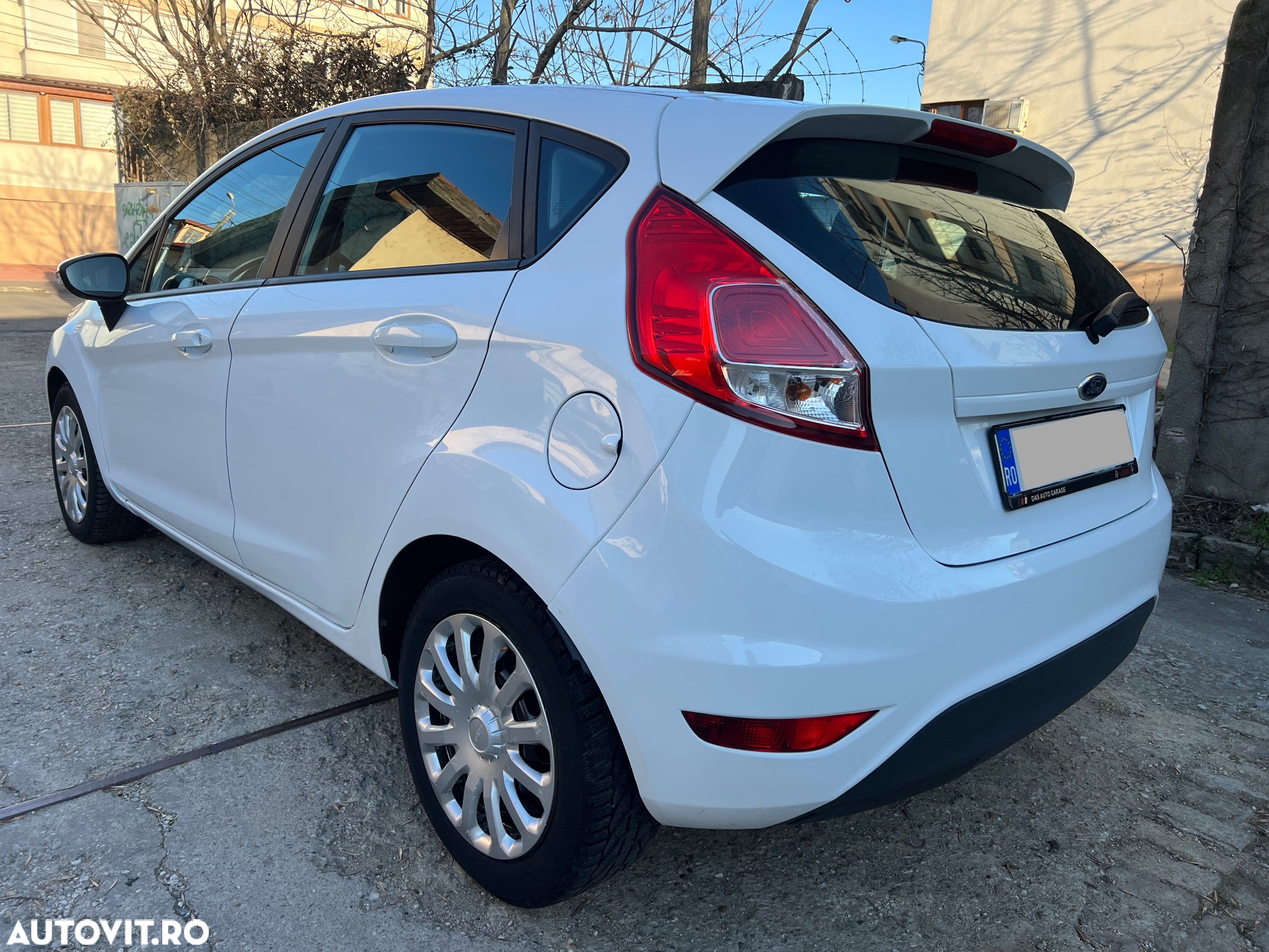 Ford Fiesta 1.5 TDCi Trend - 11