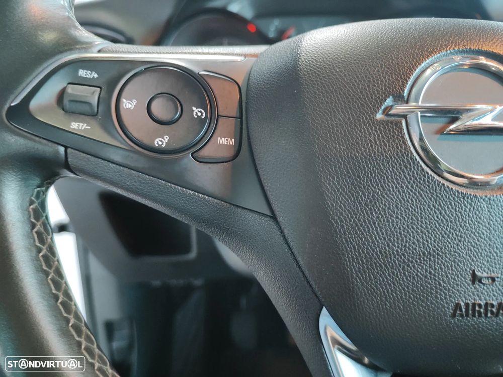 Opel Crossland X - 30