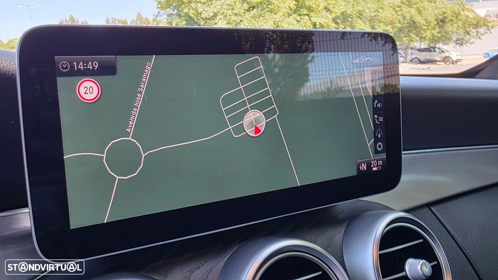 Mercedes-Benz C 220 d Coupe 9G-TRONIC AMG Line - 32