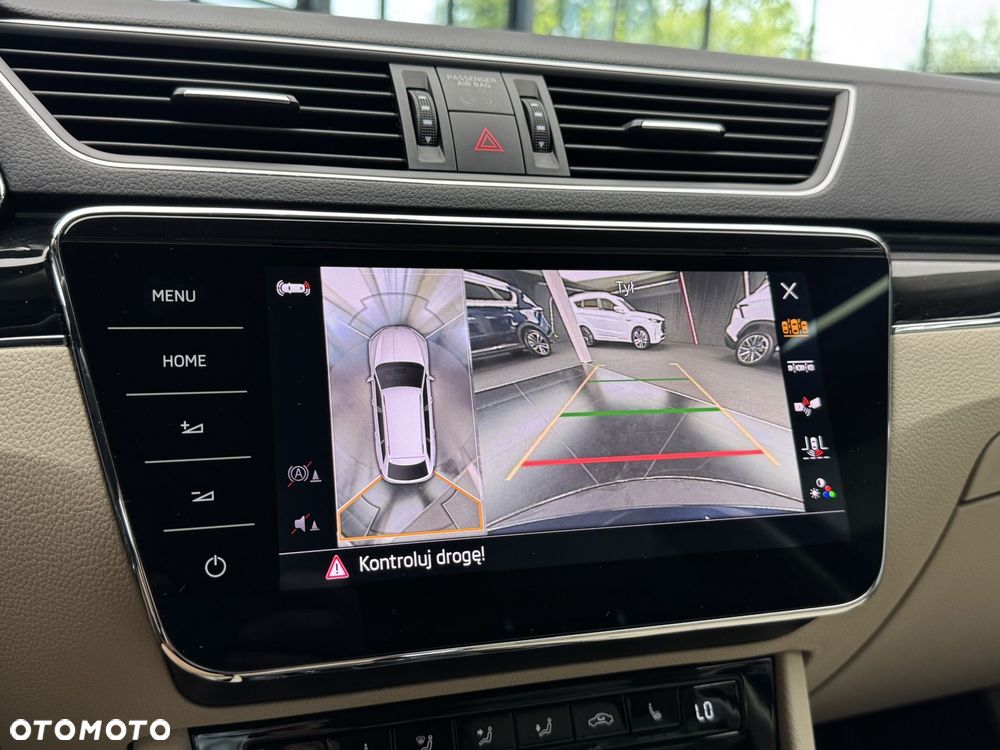 Skoda Superb 2.0 TSI 4x4 L&K DSG - 37