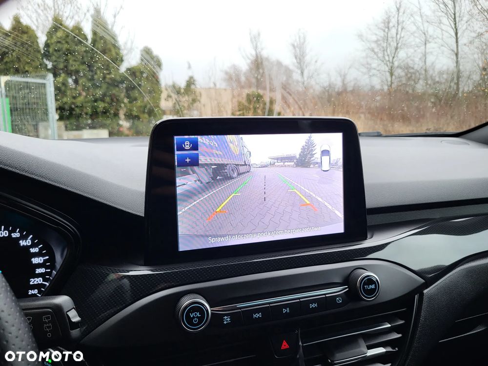 Ford Focus 1.5 EcoBoost STart-Stopp-System ST-LINE X - 21