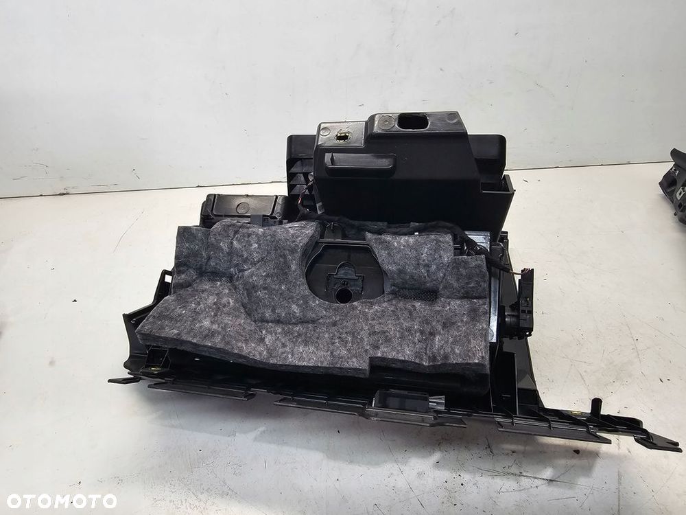 SCHOWEK PASAŻERA AUDI Q5 80A FY 80A880353 80B857035A - 7