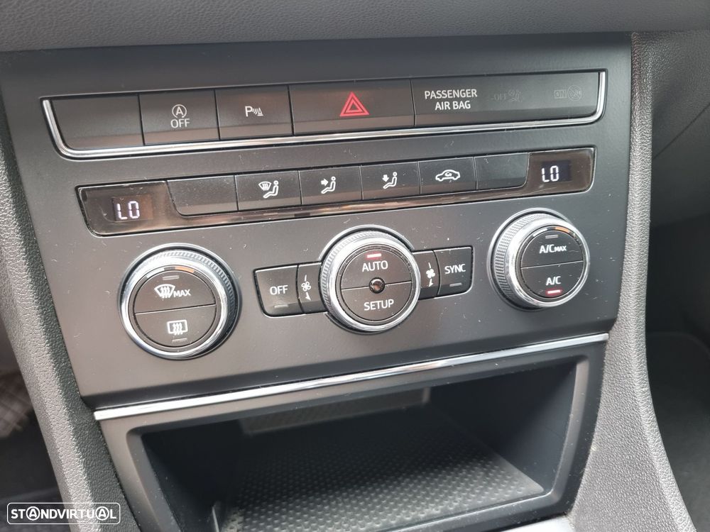 SEAT Leon ST 1.6 TDI Style Ecomotive - 10