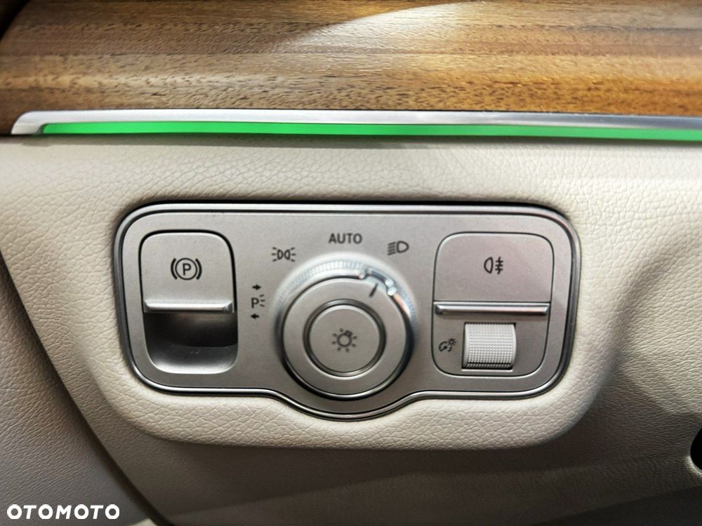 Mercedes-Benz GLE - 27